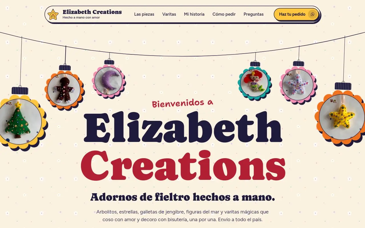 Portada del sitio de Elizabeth Creations con adornos de fieltro colgando